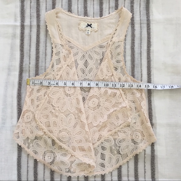 BOHO LACE OPEN VEST - Picture 8 of 8